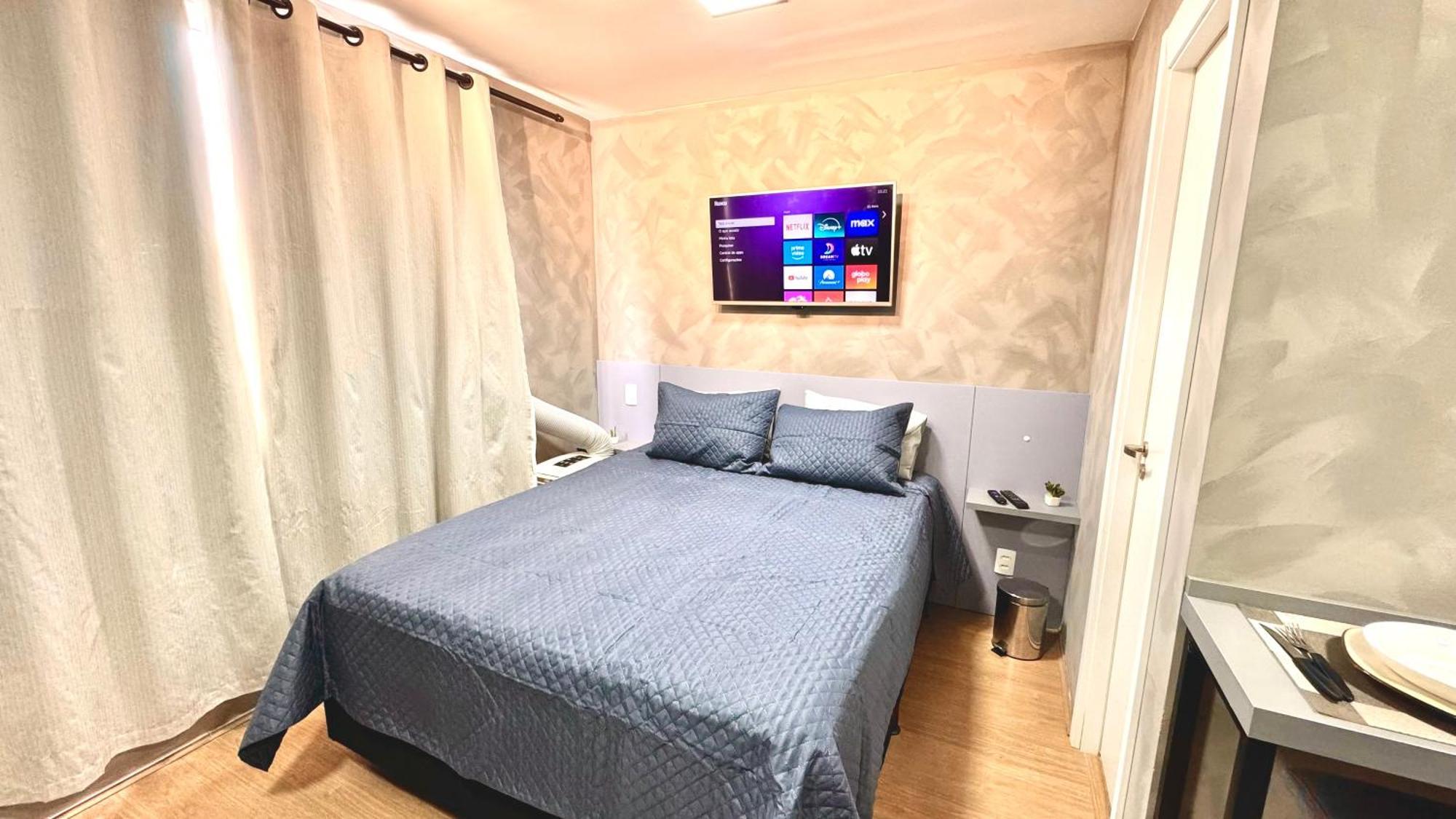 Apartamento Encantador Em Frente Ao Metro Bras ! *